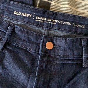 Old Navy fitted denim jeans.